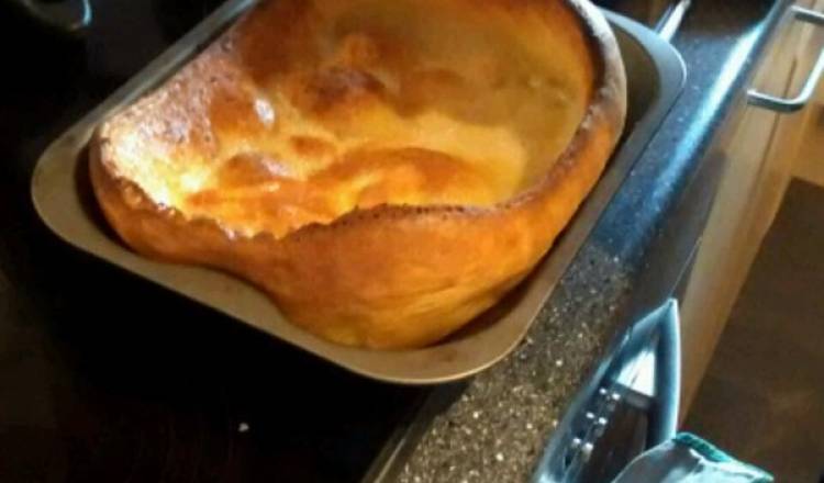 Easy Yorkshire Pudding