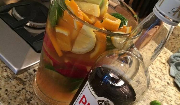 Rob and Becky's Pimm's™ Lemonade