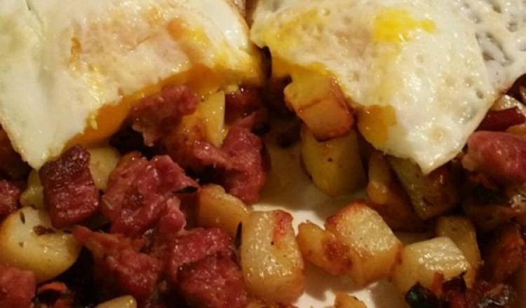 Deluxe Corned Beef Hash