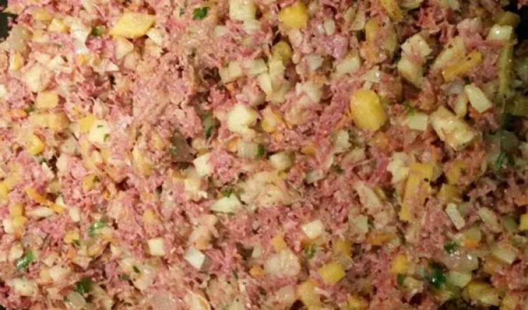 Deluxe Corned Beef Hash