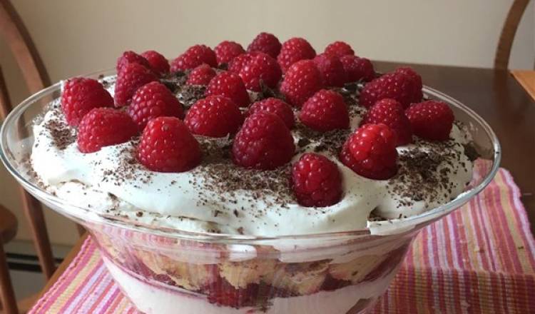 English Trifle to Die For