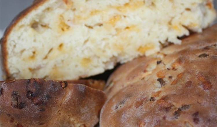 Jim's Cheddar Onion Soda Bread