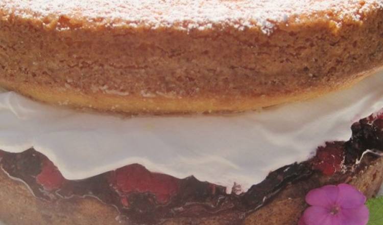 Victoria Sponge Cake