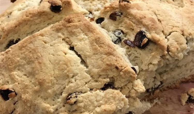 Amazingly Easy Irish Soda Bread