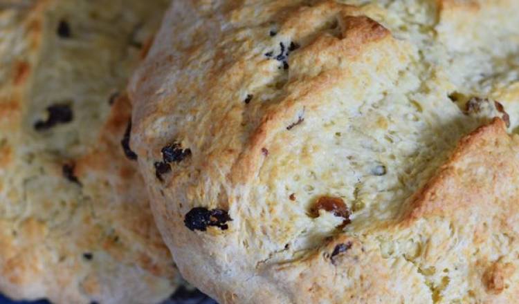 Amazingly Easy Irish Soda Bread