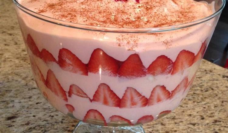 Joy's Prizewinning Trifle