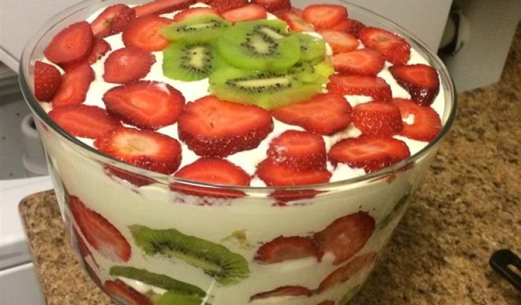 Joy's Prizewinning Trifle