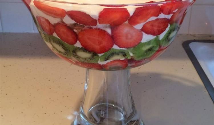 Joy's Prizewinning Trifle