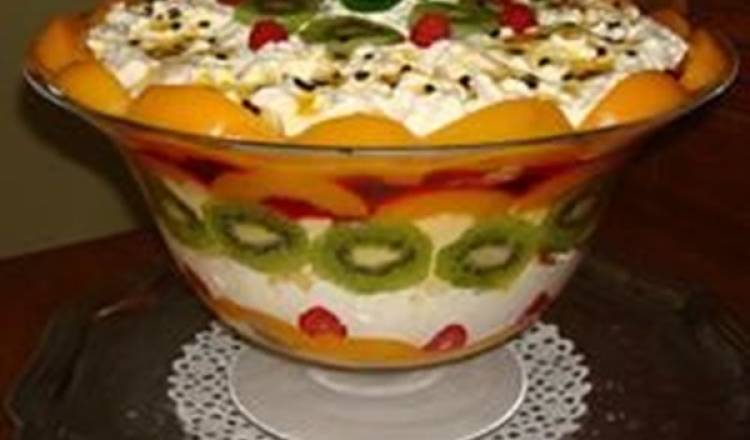 Joy's Prizewinning Trifle