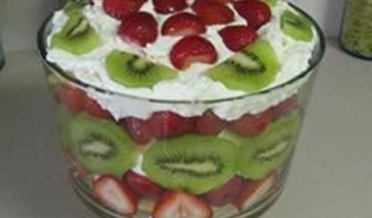 Joy's Prizewinning Trifle