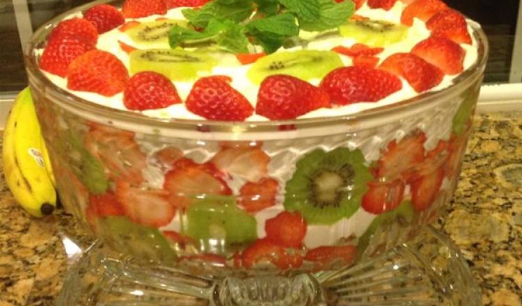 Joy's Prizewinning Trifle