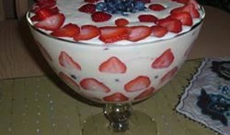 Joy's Prizewinning Trifle