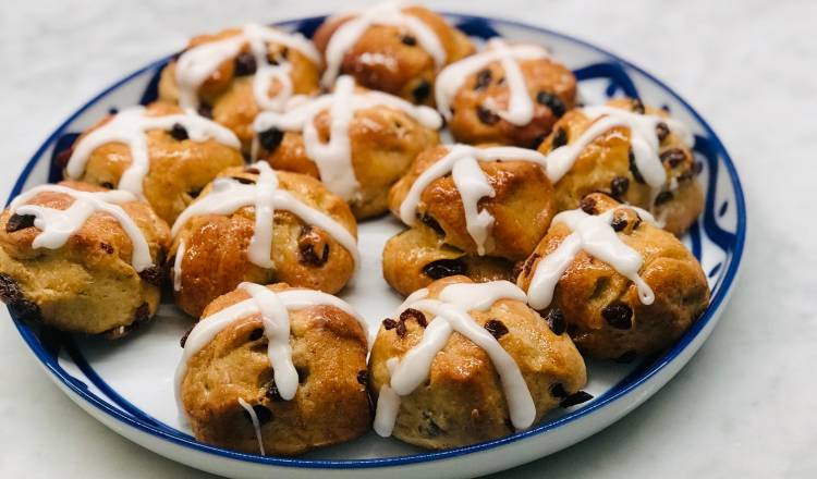 British Hot Cross Buns